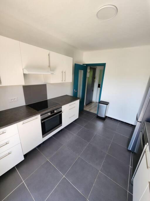Appartement Deux Chambres 64M2 Avignon Exterior photo